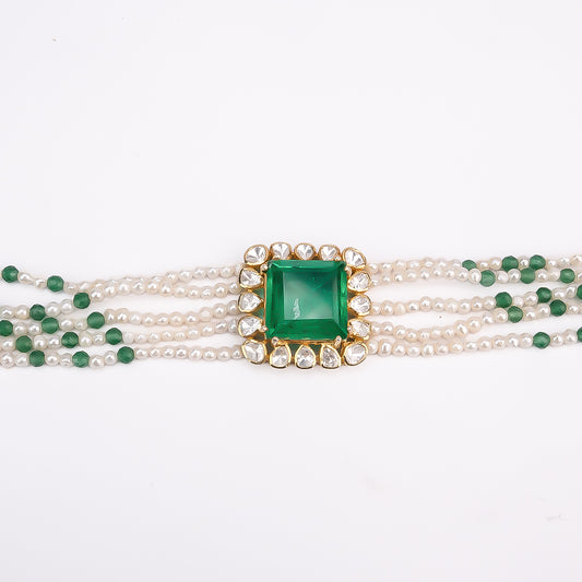 Emerald Radiance Pearl Choker