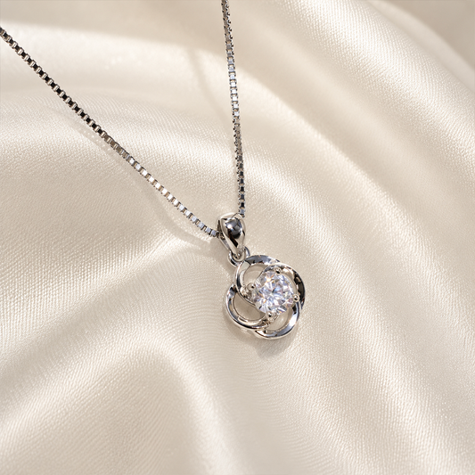 Sparkle Bloom Silver Necklace