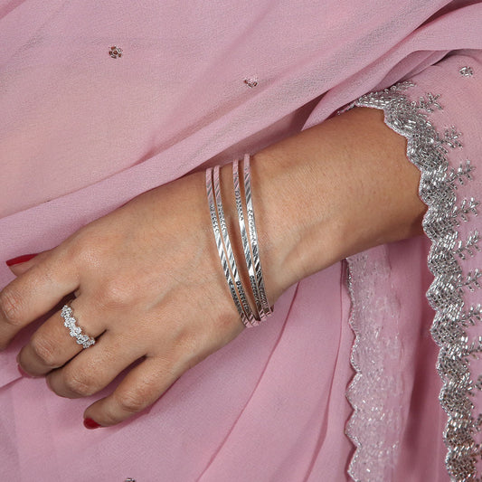 Sterling Silver Classic Bangles – Set of 4(2.6 Size)