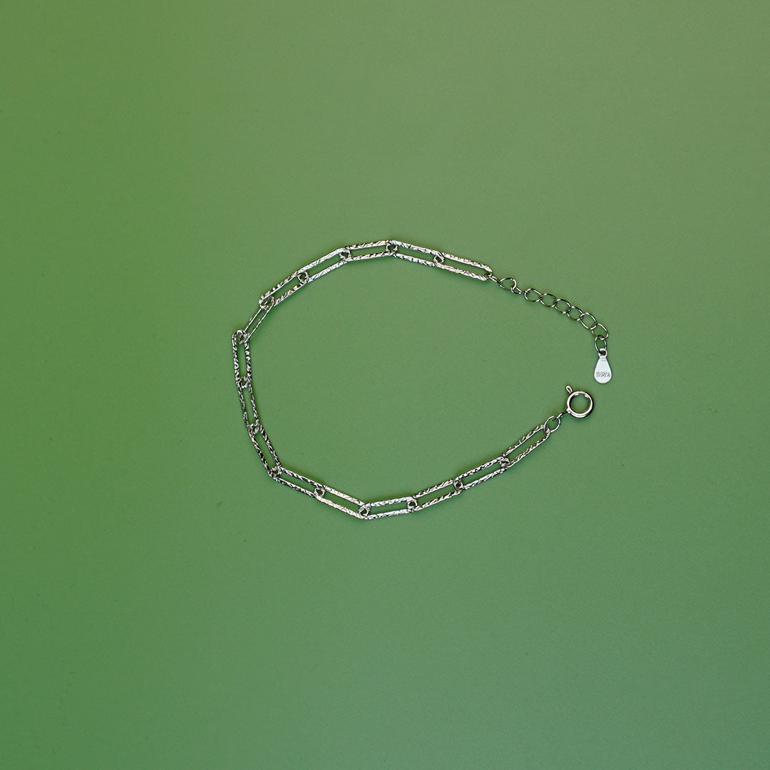 Pure Line Simple Bracelet