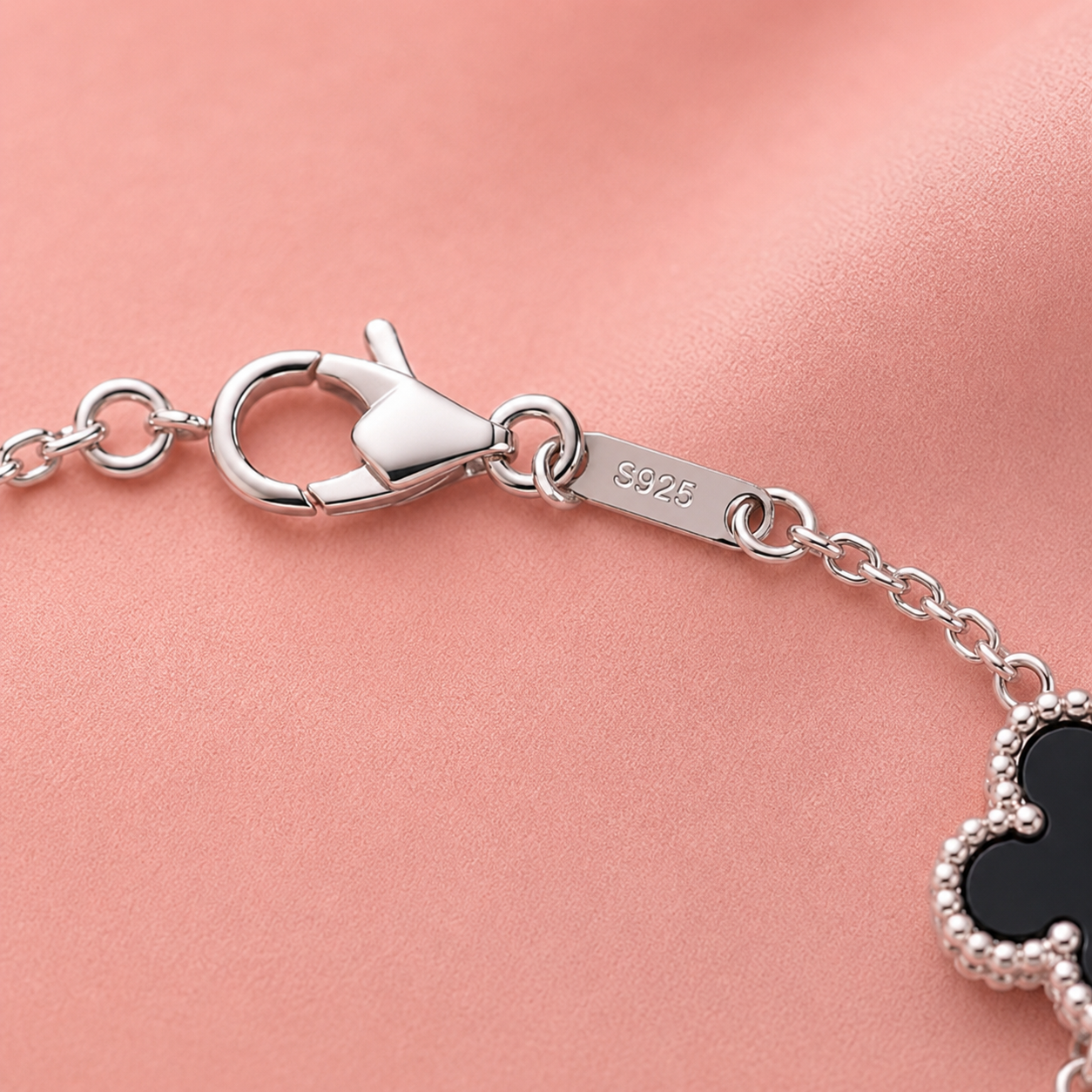 Midnight Clover 925 Sterling Silver Bracelet
