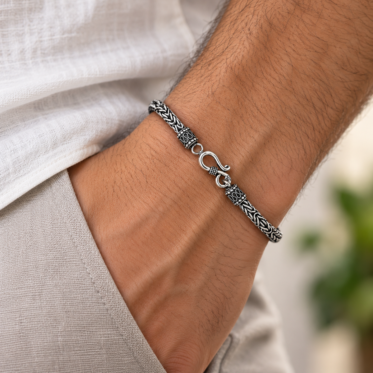Taravya Men’s Premium Byzantine Silver Chain Bracelet