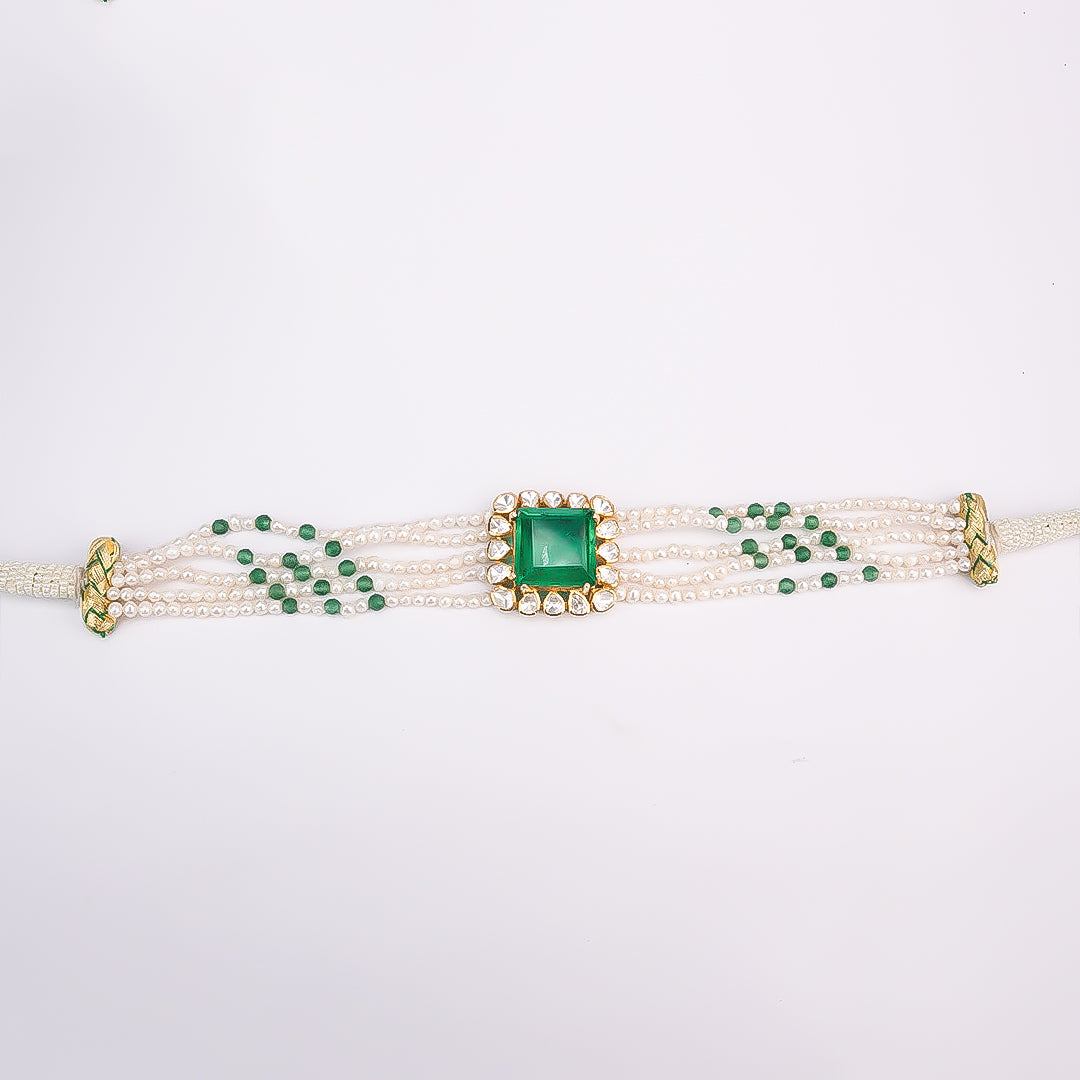Emerald Radiance Pearl Choker