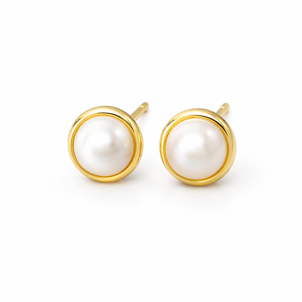Luna Shell Stud Earrings Pure 925 Silver