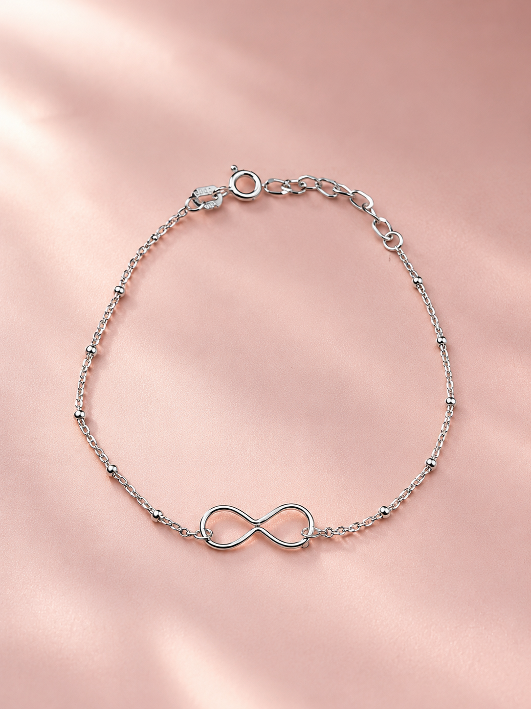 Taravya Infinity Elegance 925 Silver Bracelet