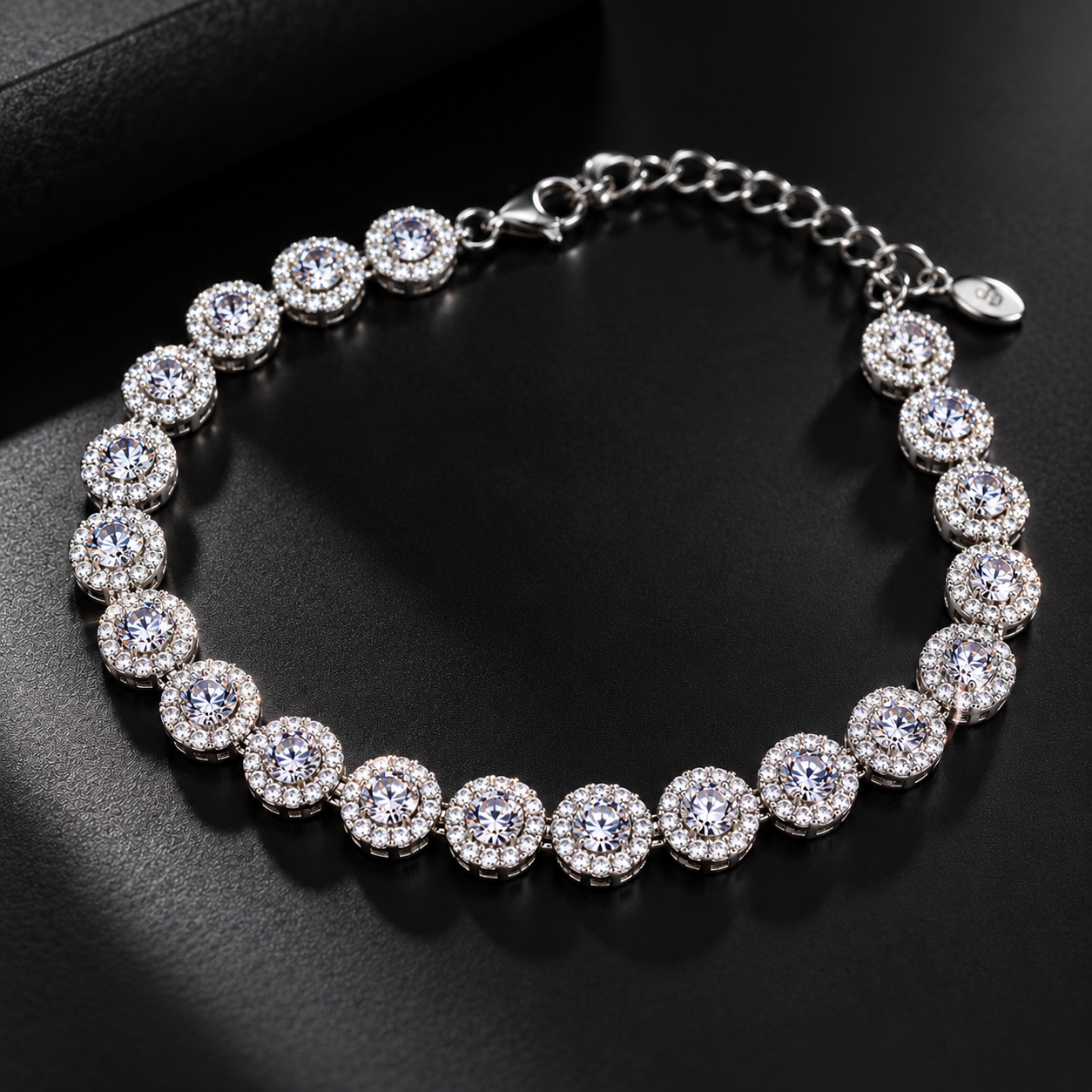 Taravya Women’s Radiant Halo Crystal Bracelet