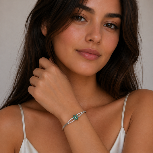 Emerald Flower Silver Lock Bracelet Pure 925 Silver