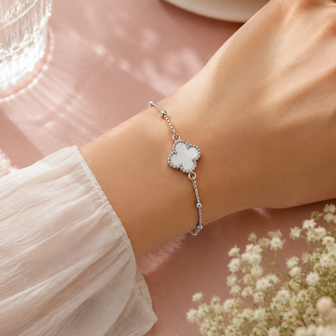 925 Silver Mother-of-Pearl Clover Bracelet