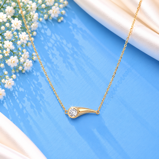 Svara Gold Flute Necklace Taravya