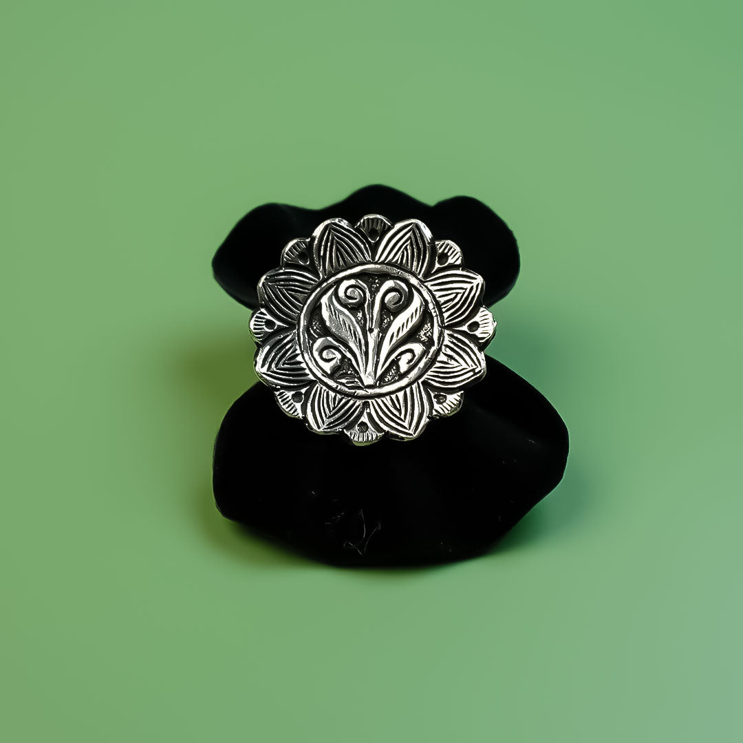 Bloom Oxidized Adjustable Ring