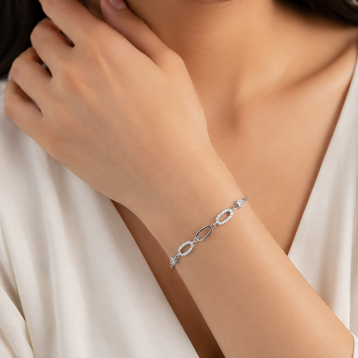Elegant Oval Link Silver Bracelet with CZ Accents