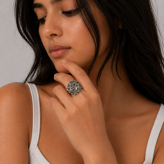 Bloom Oxidized Adjustable Ring