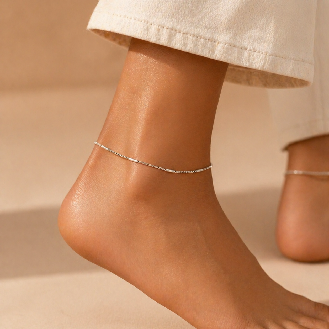 Minimal Luxe Silver Anklet