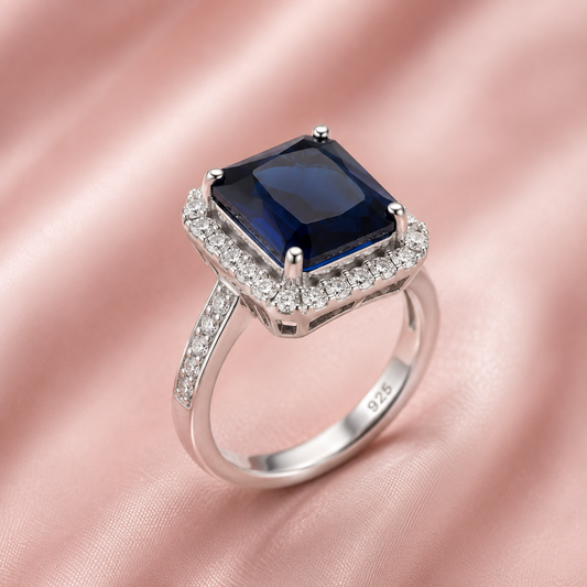 Saphire Halo Silver Ring