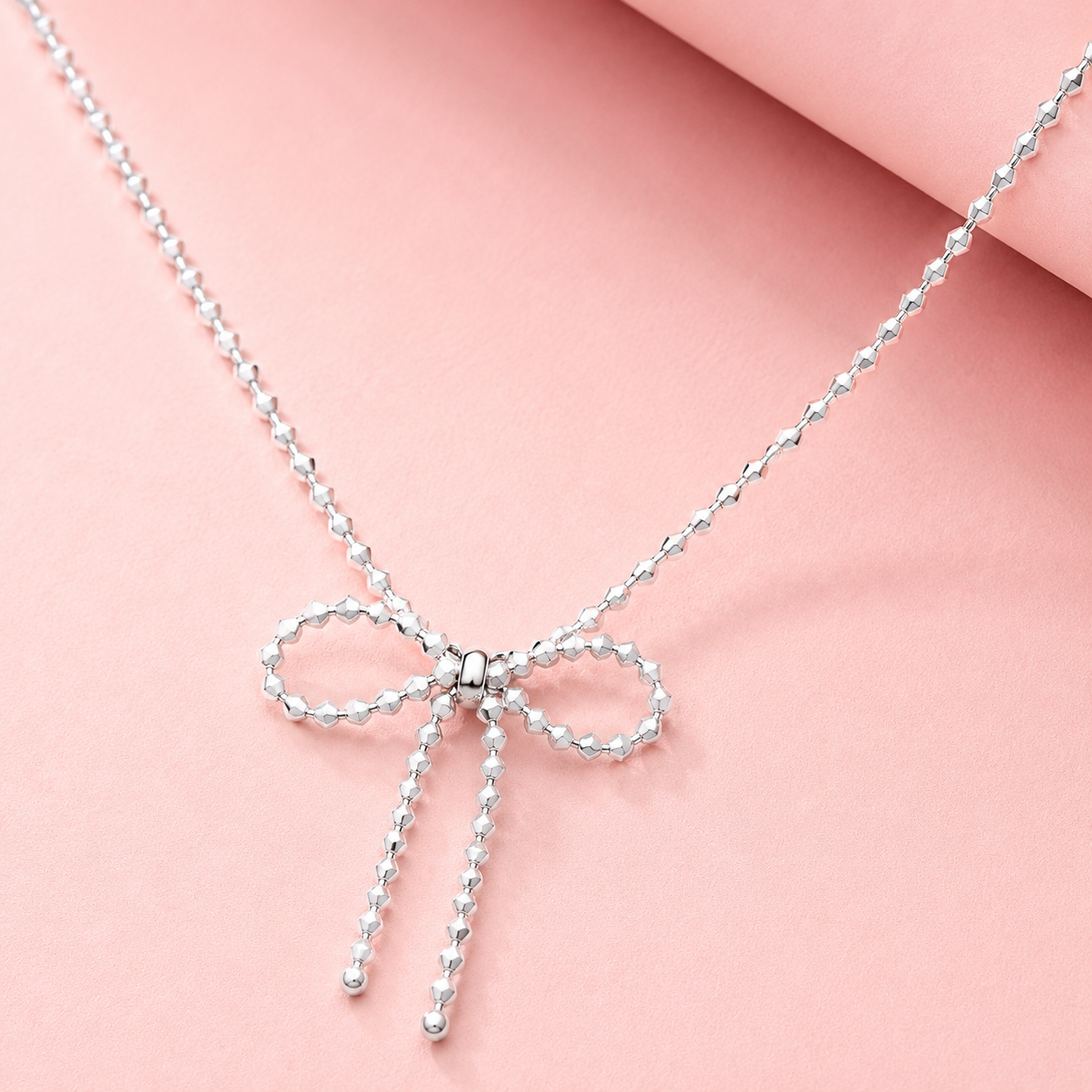 The Belle Bow Necklace