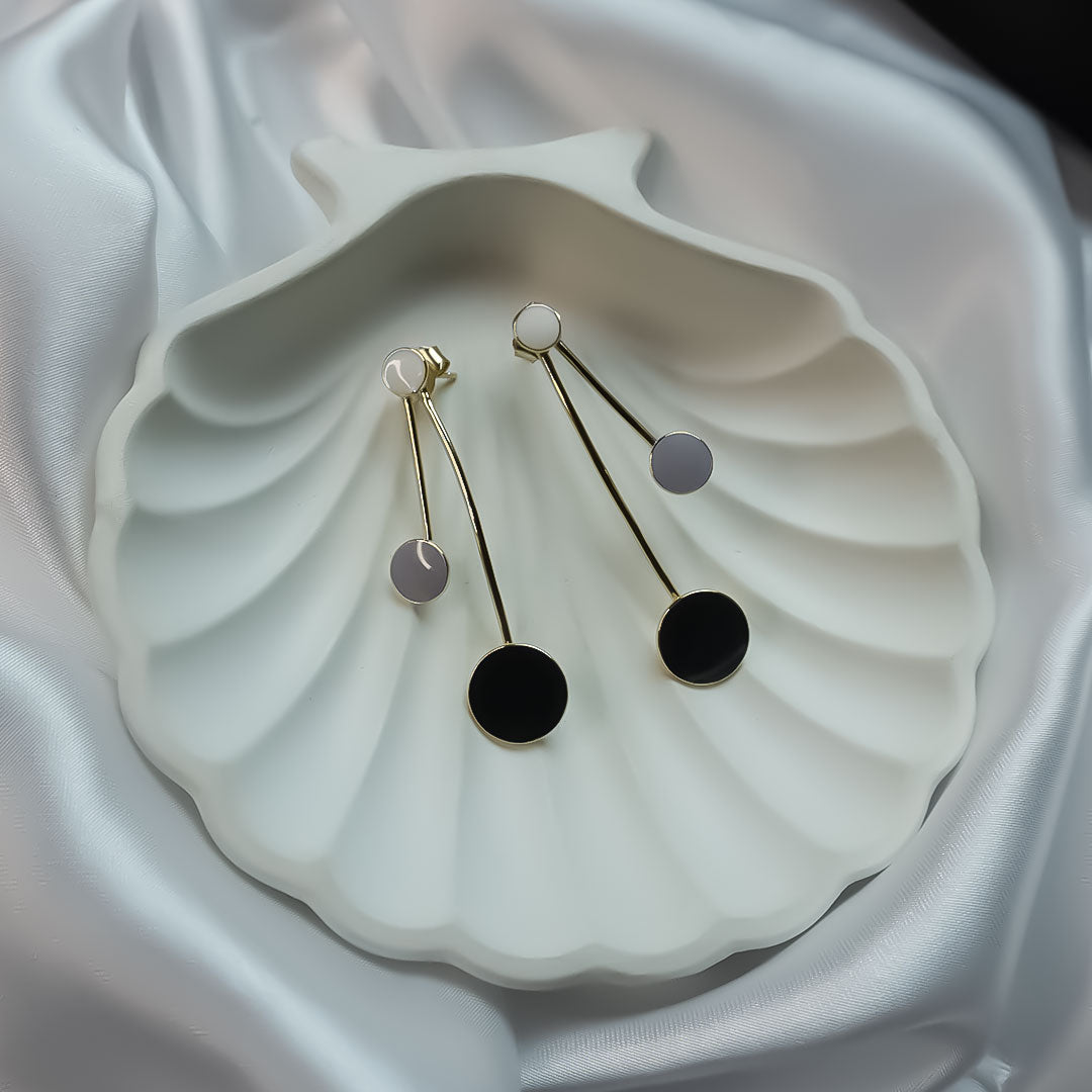 Cosmic Dot Dangles