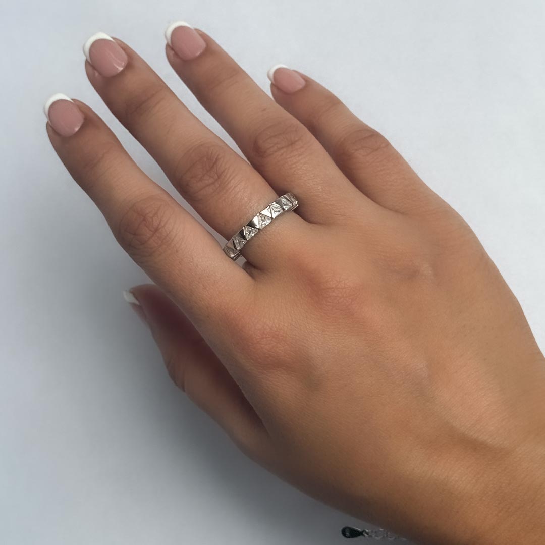 Crystal Glow – 925 Silver Clear Stone Eternity Band(Ring Size 6)