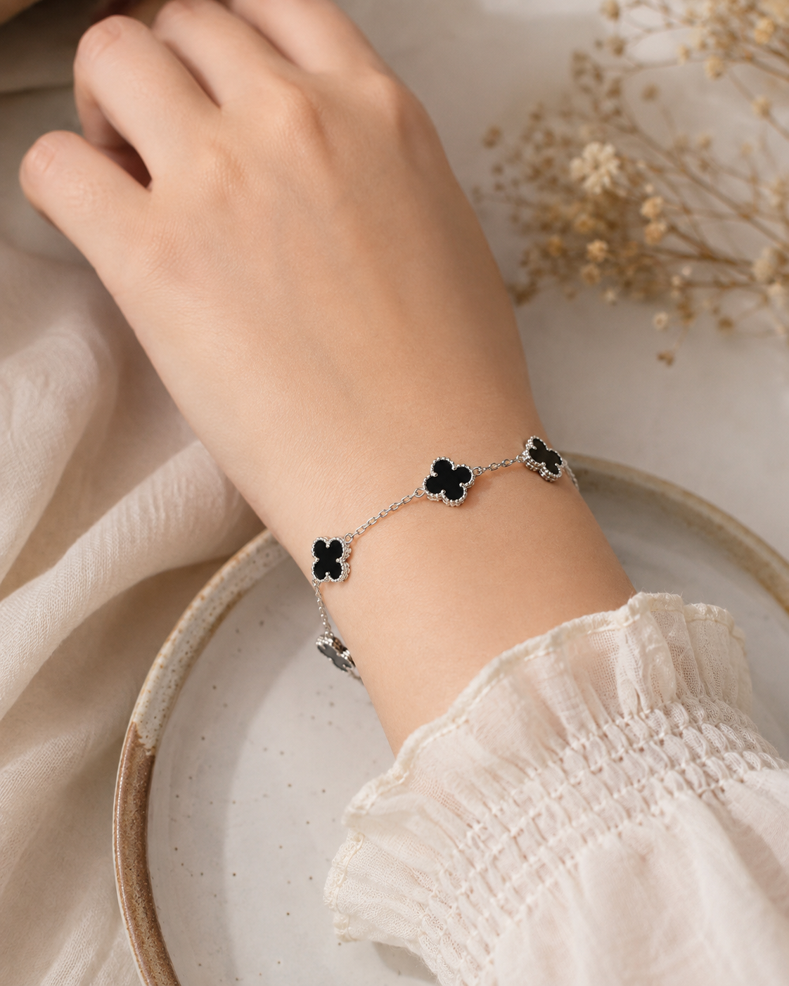 Midnight Clover 925 Sterling Silver Bracelet