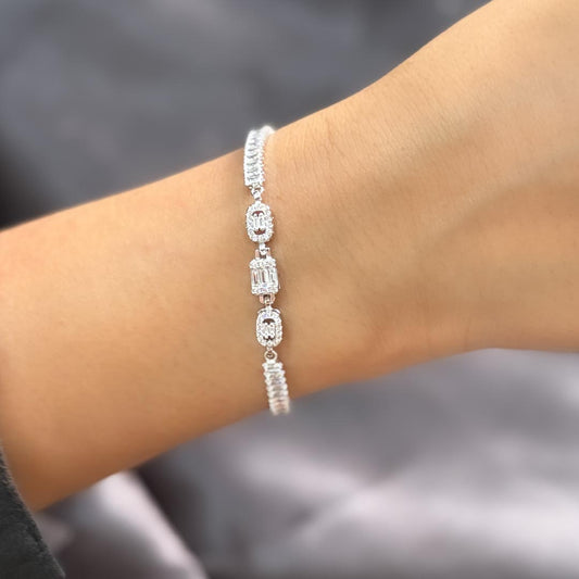 Celeste Spark – Stone-Studded Tennis Bracelet Pure 925 Silver