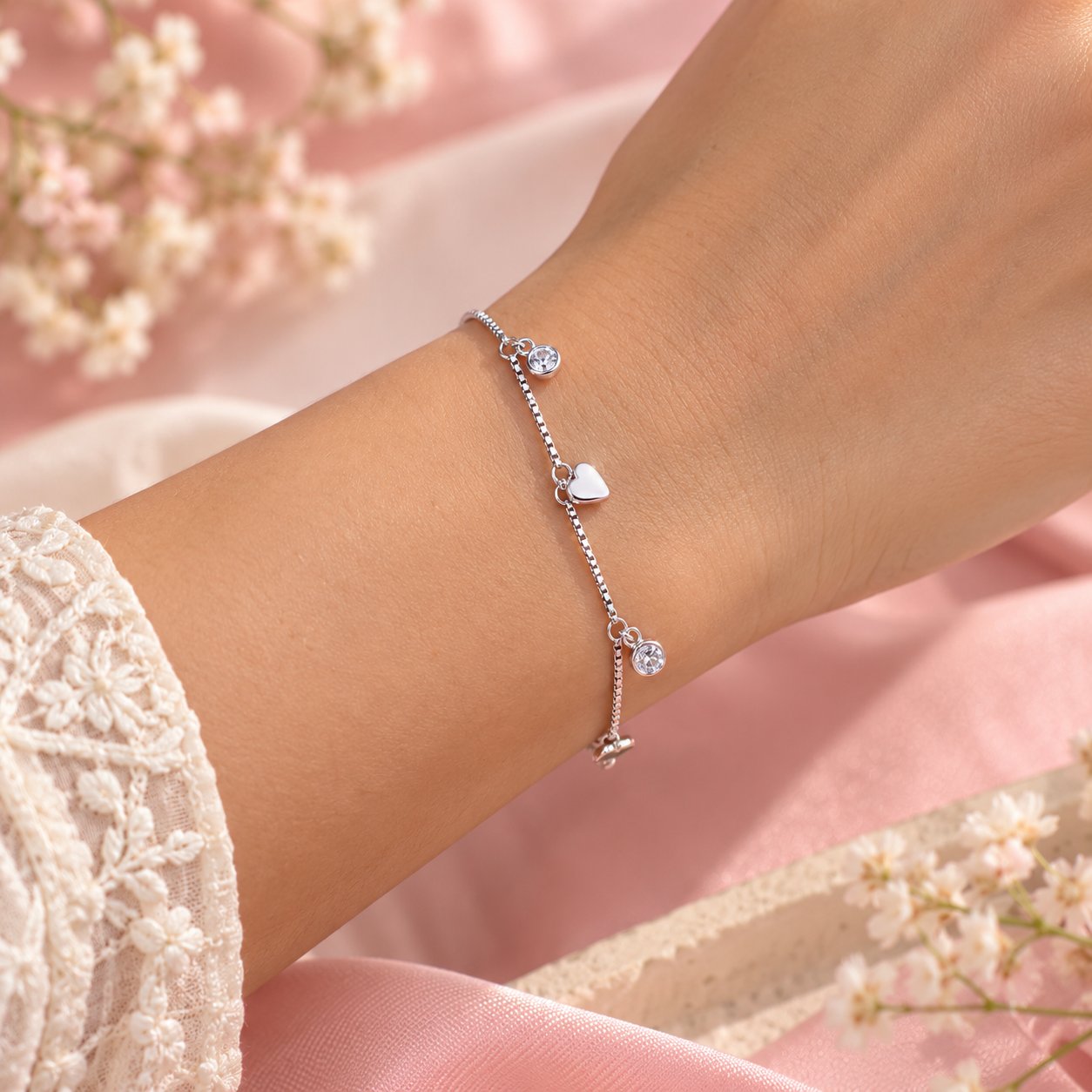 925 Sterling Silver Heart Charm Bracelet