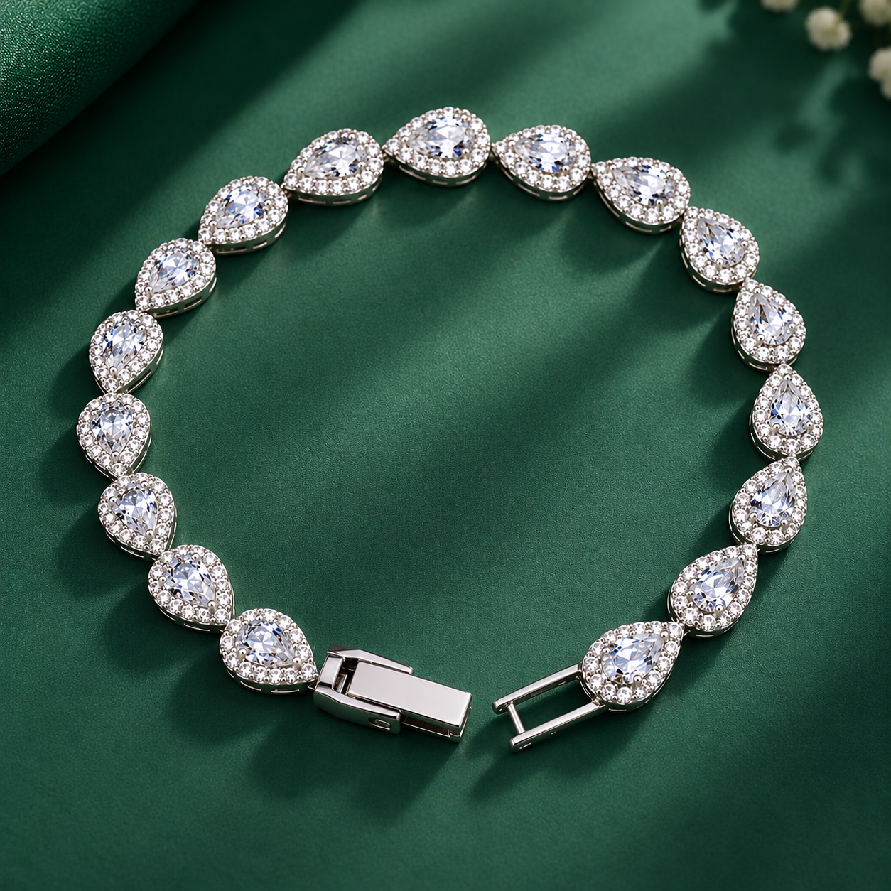 Taravya Women’s Royal Crystal Halo Bracelet