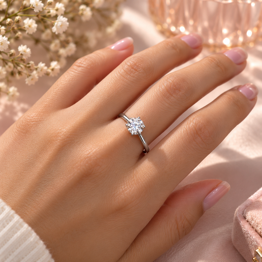 Elegant Solitaire 925 Silver Proposal Ring Taravya