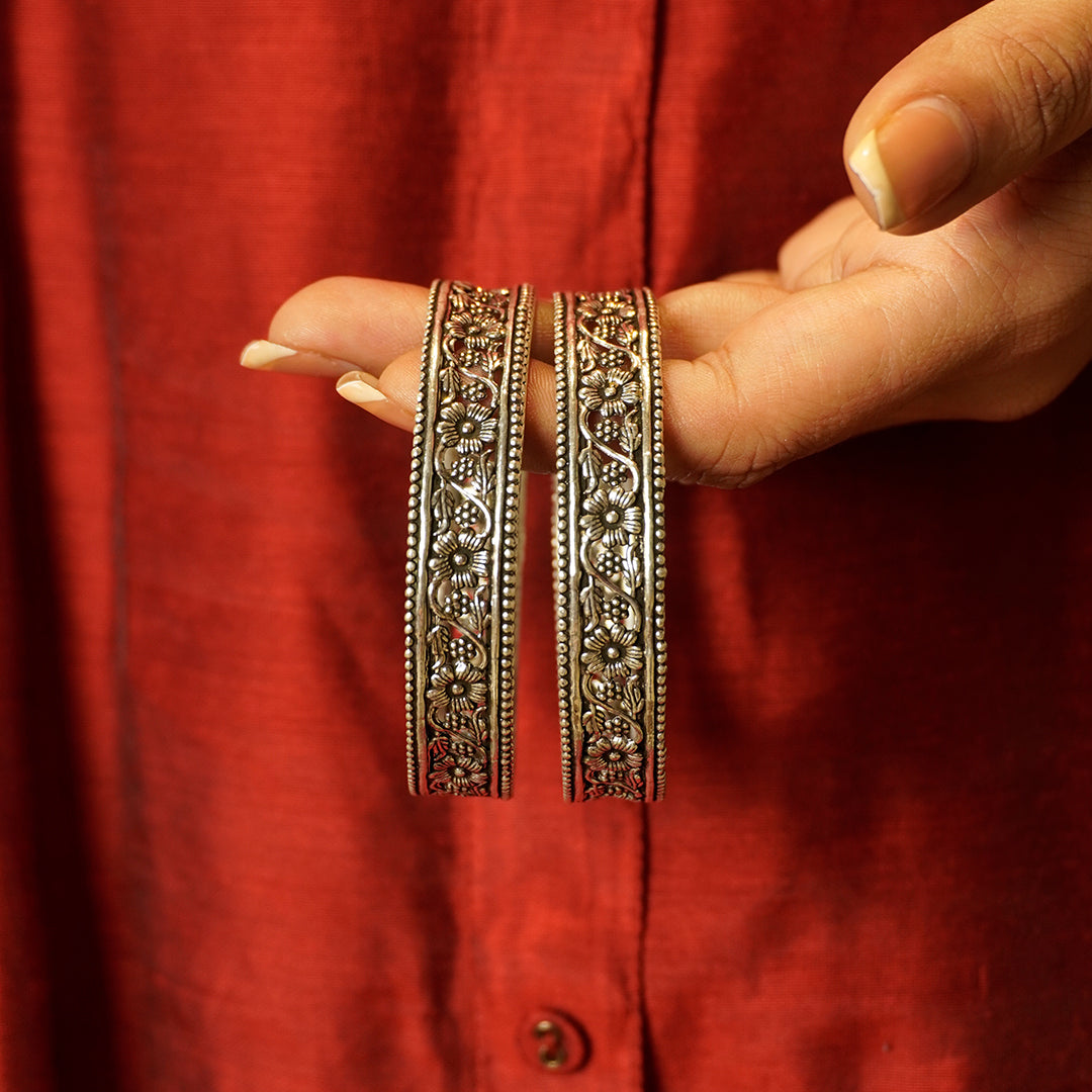 Zaariya Floral Kada Pair (Size 2'4)