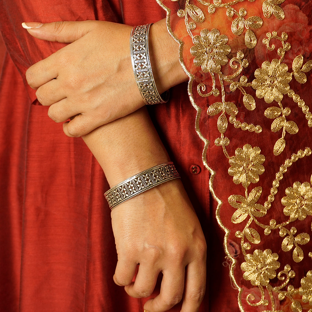 Pure 925 Silver Gulnaksh Silver Chitai Kadas (Size - 2'6)