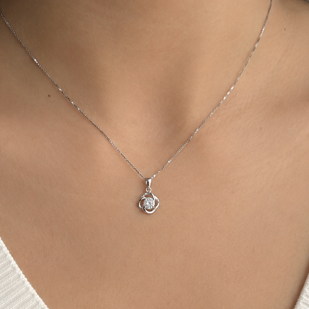 Sparkle Bloom Silver Necklace
