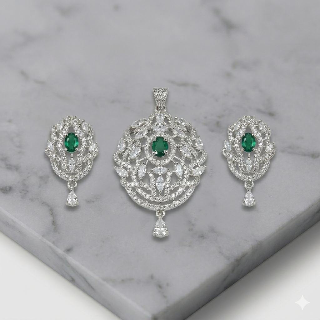 Emerald Regal Pendant Set Pure 925 Silver