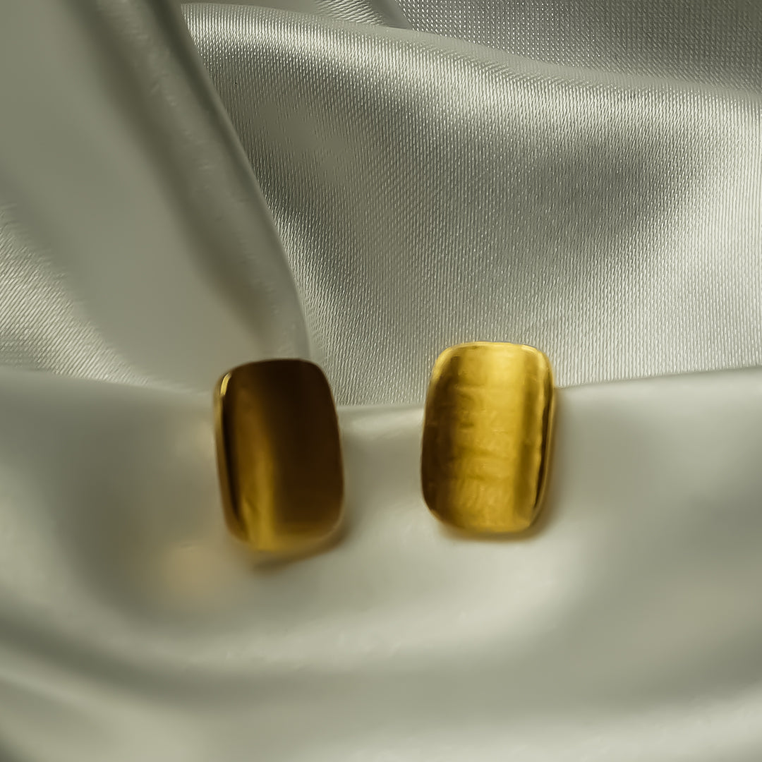 Golden Aura Stud Earrings Pure 925 Silver