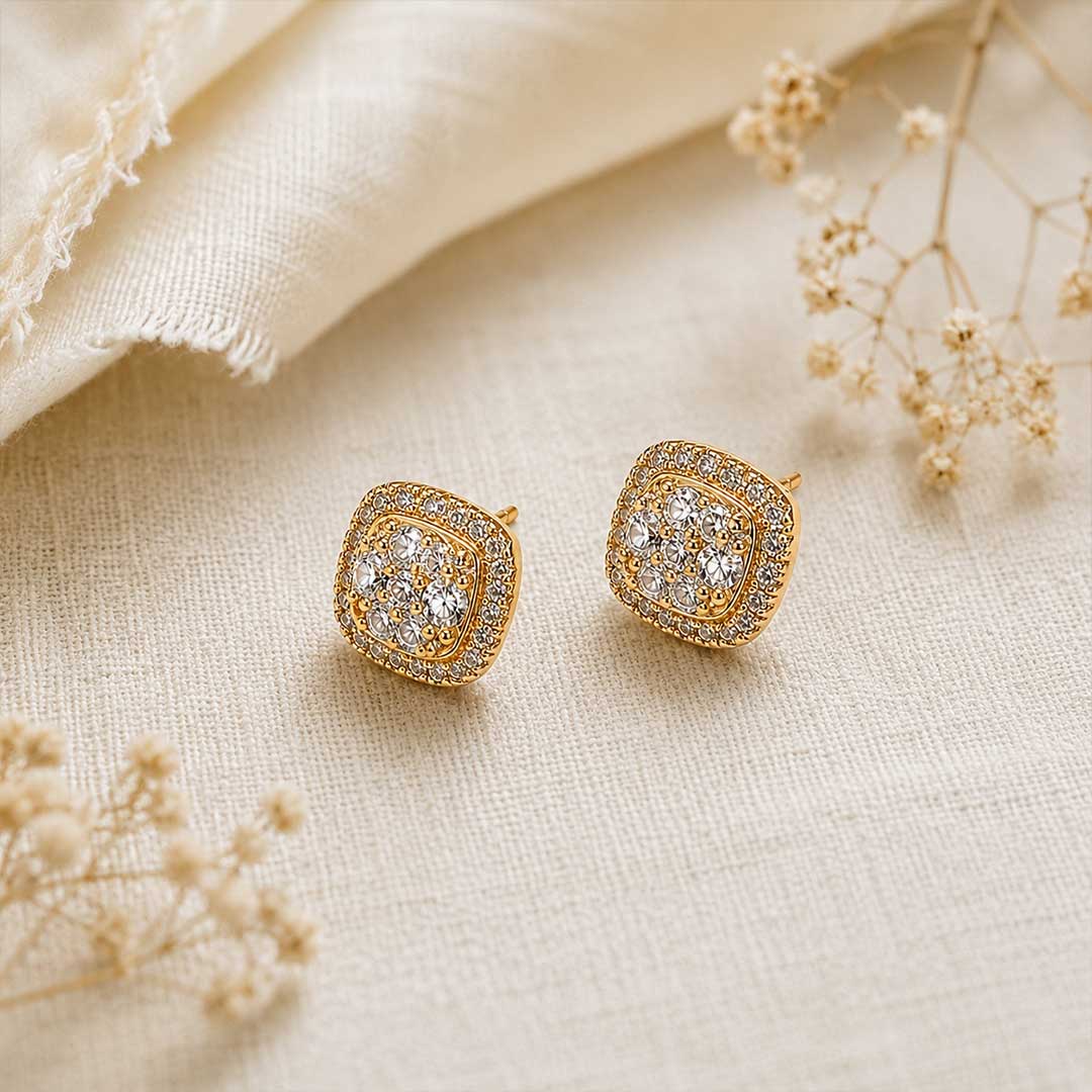 Golden Solitaire Studs