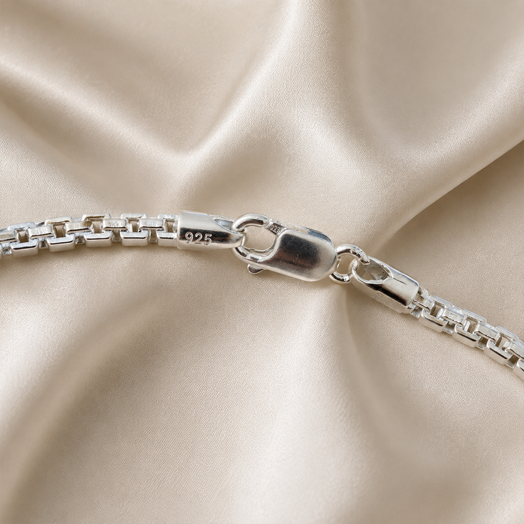 Men Silver Classy Box Chain