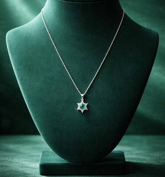 Enchanted Emerald Necklace Pure 925 Silver
