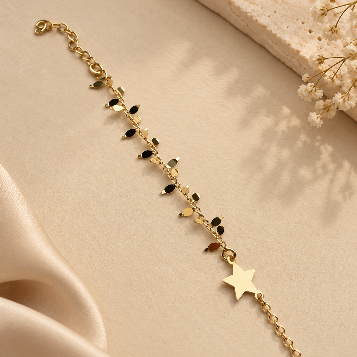Starry Charm Bracelet Taravya