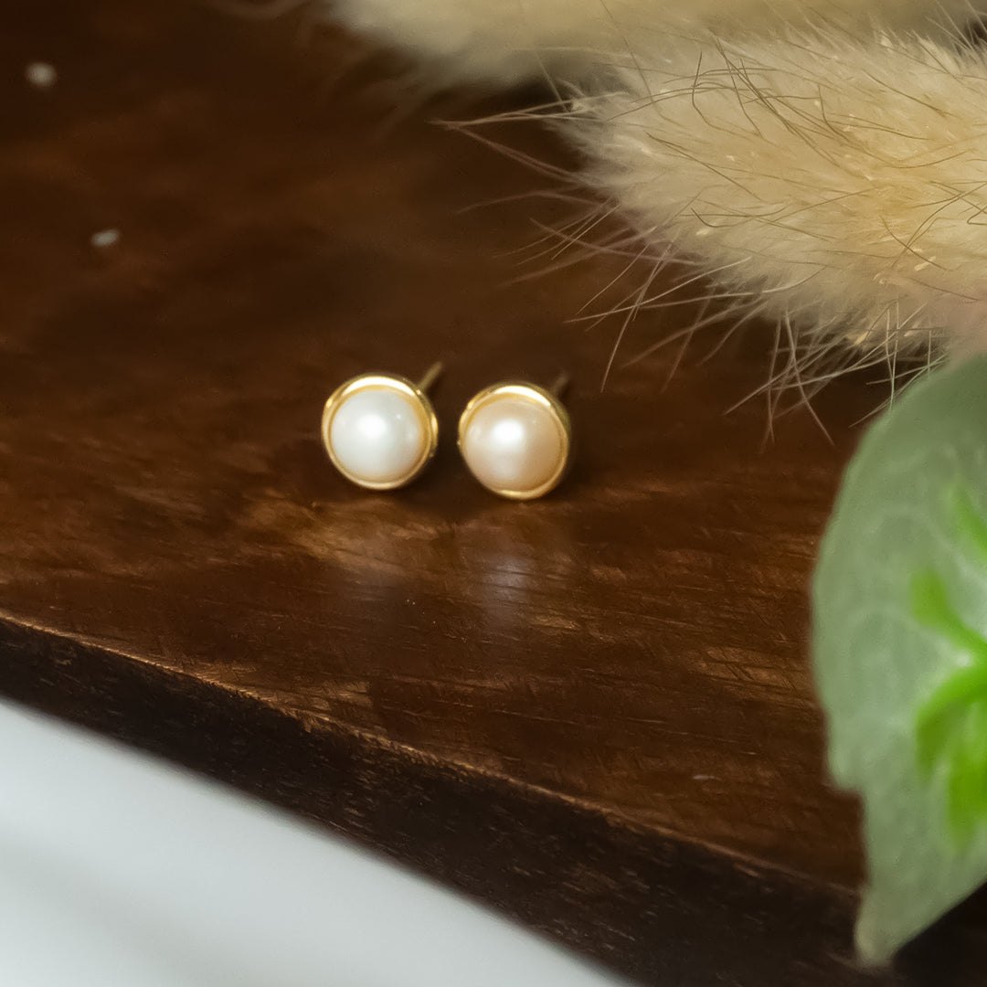 Luna Pearl Stud Earrings Pure 925 Silver