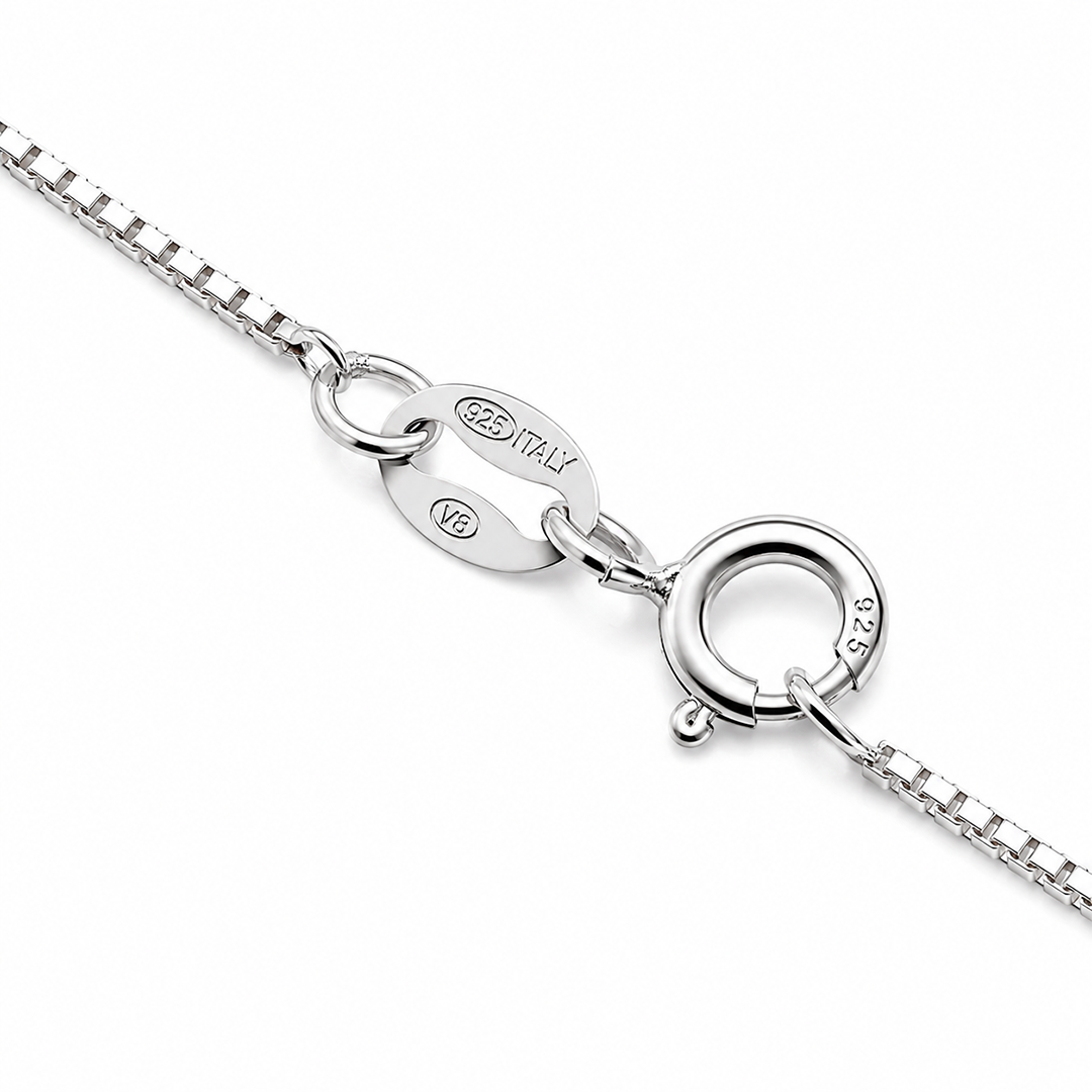 Mother of Pearl Clover Silver Necklace