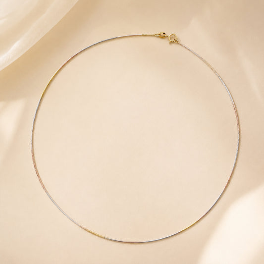 Minimal Tricolor Snake Chain