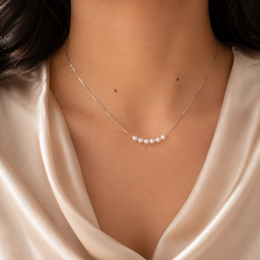 Lustrous Pearl Chain Necklace