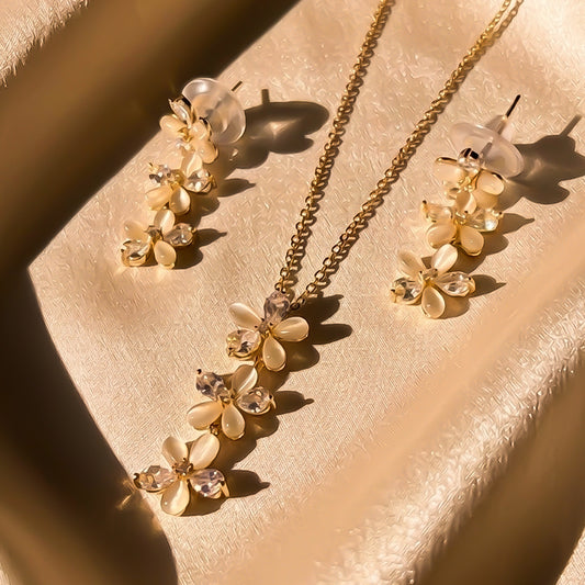 Peach Bloomfall – 925 Silver Necklace & Earring Set