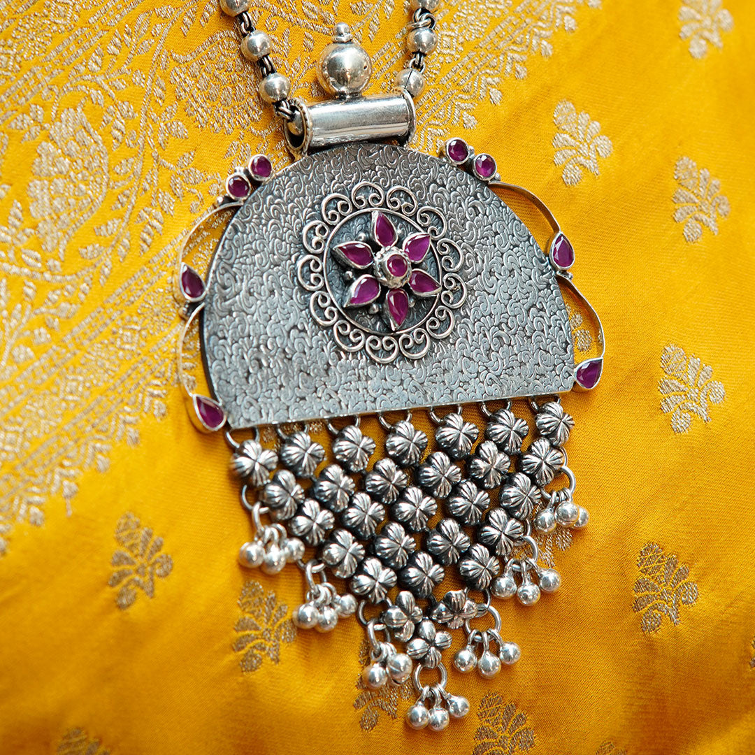 Regal Silver Dome Necklace Set