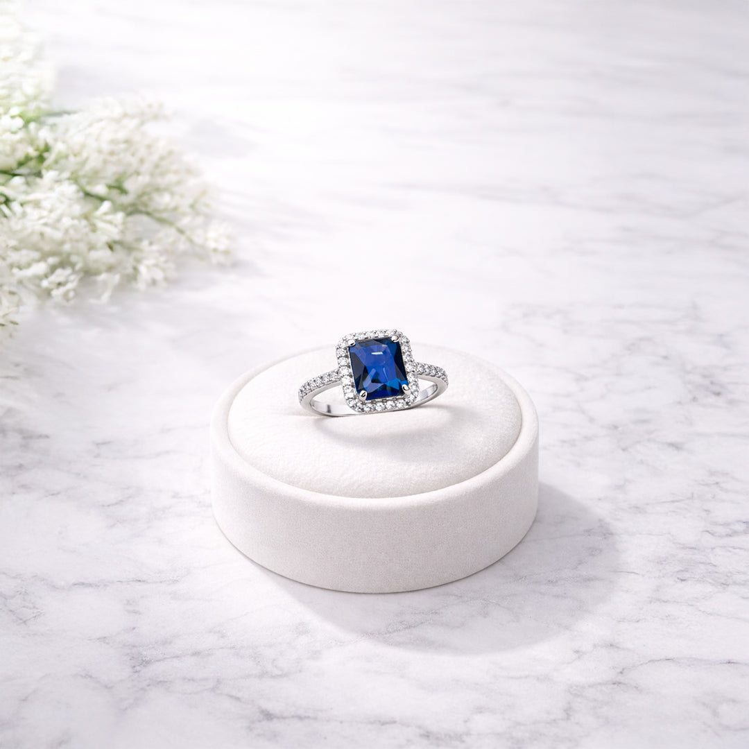 Saphire Halo Silver Ring