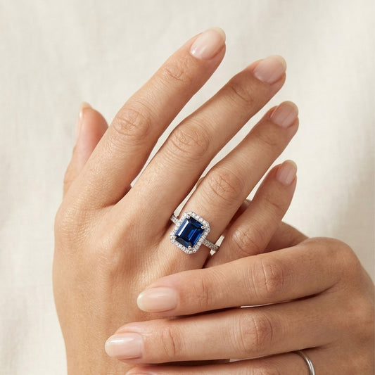 Saphire Halo Silver Ring