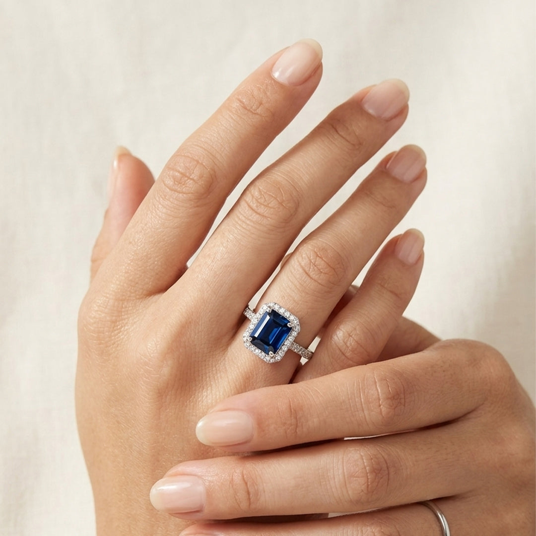 Saphire Halo Silver Ring