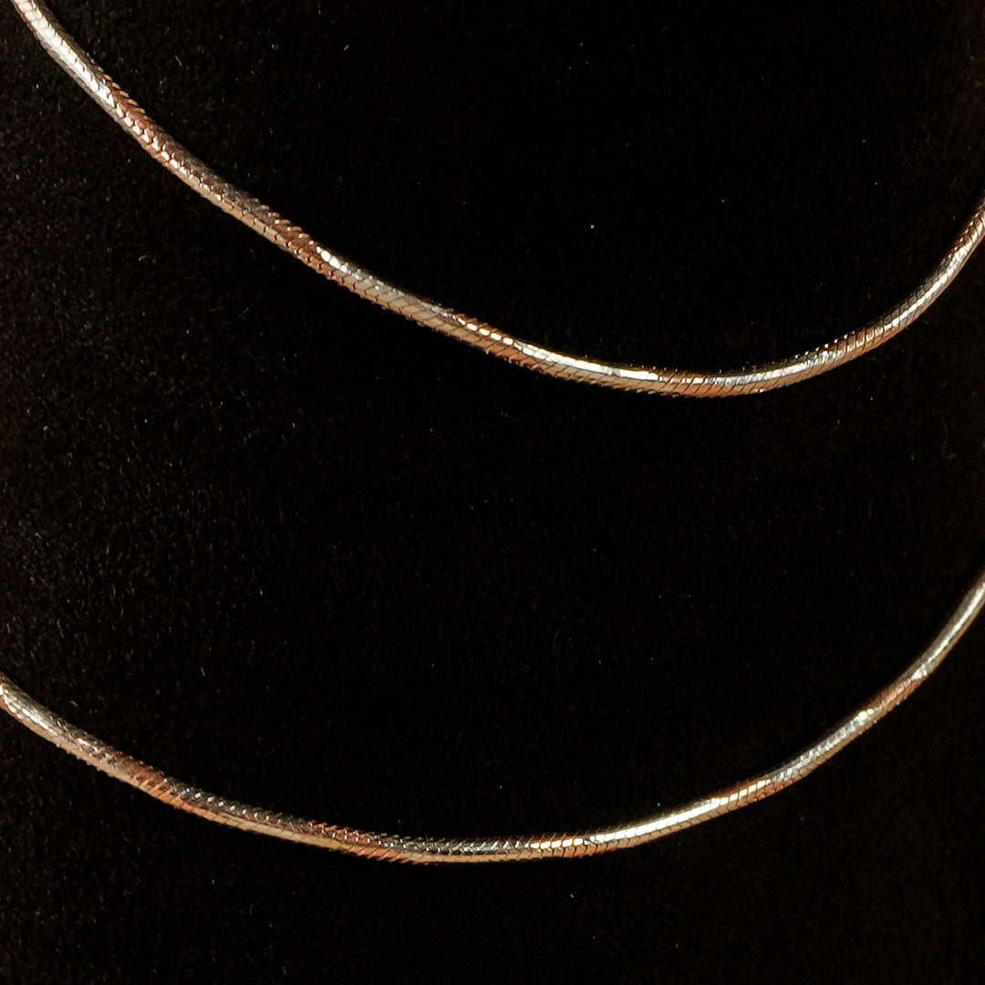 Minimal Duo-Tone Sleek Pure 925 Silver Anklet