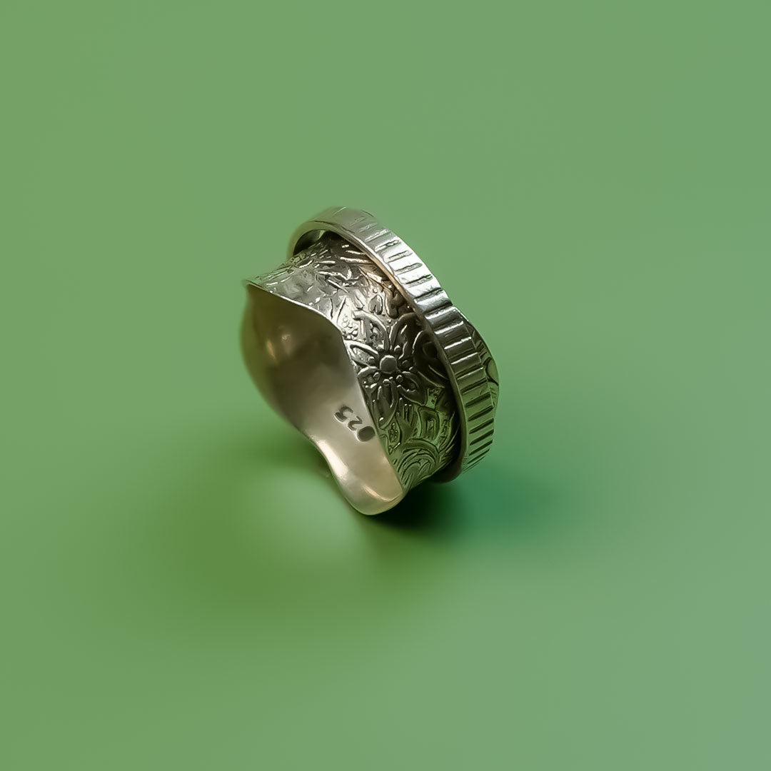 Silver Serenity Rotator Band (Size 7)