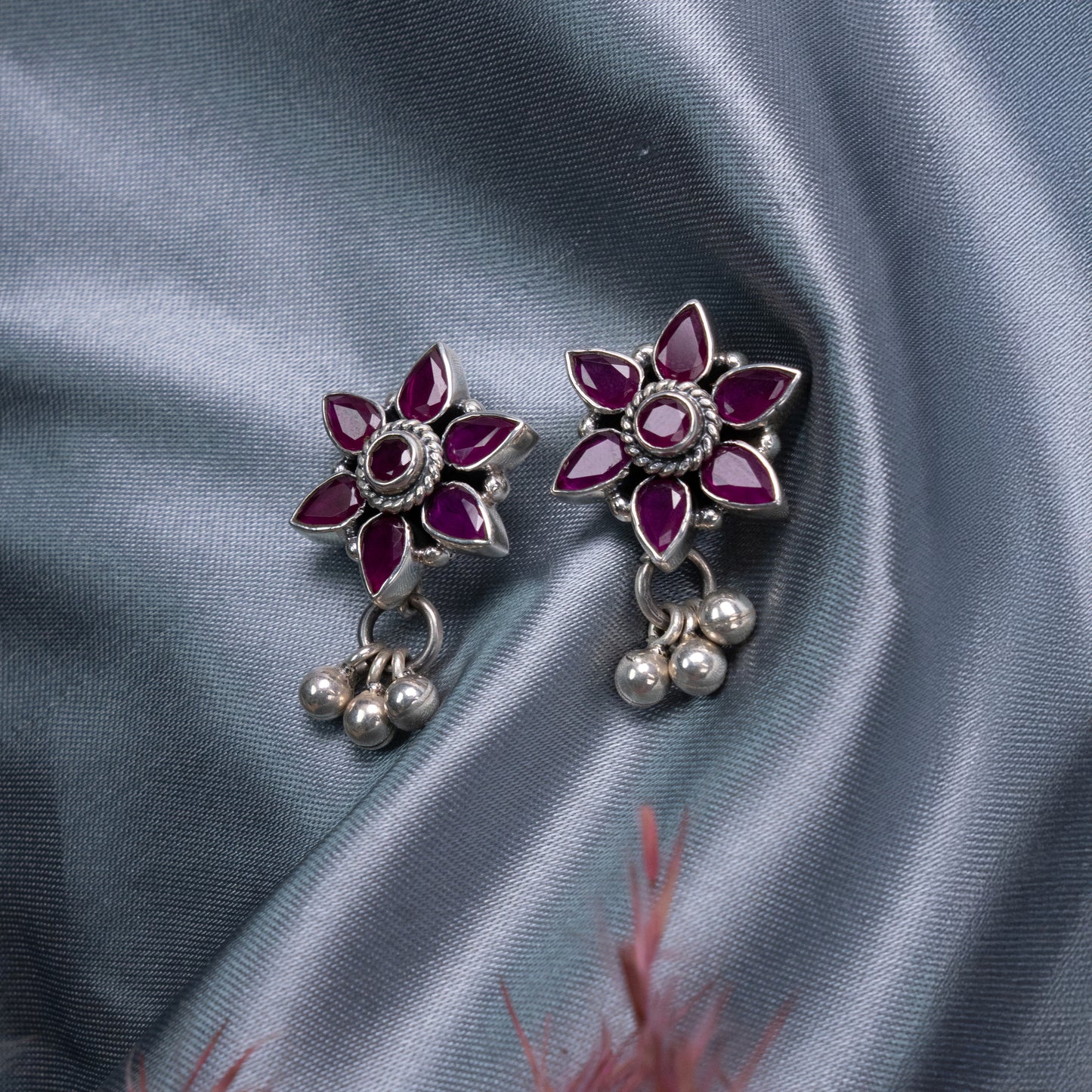 Regal Silver Dome Necklace Set