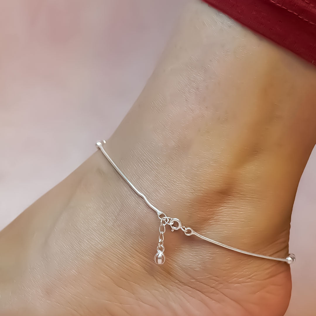 Mira Minimal Beaded Anklet