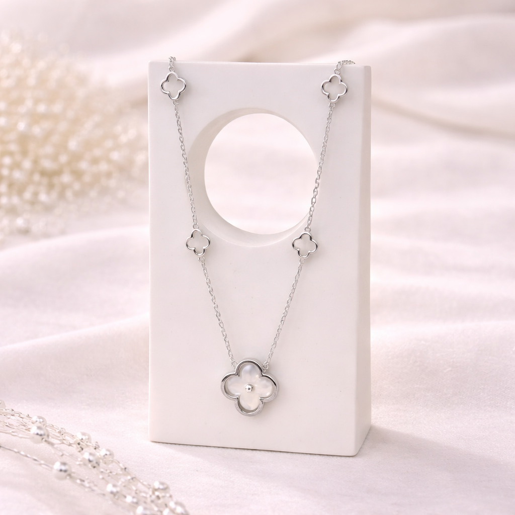 Flower Loop Necklace | 925 Silver