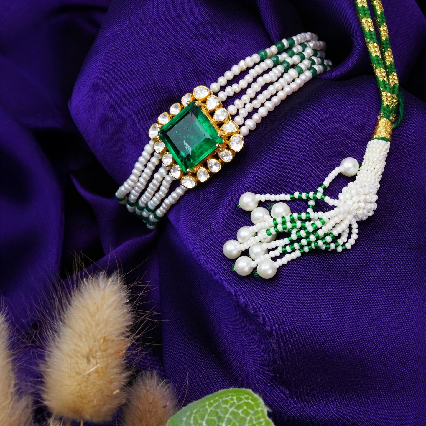 Emerald Radiance Pearl Choker